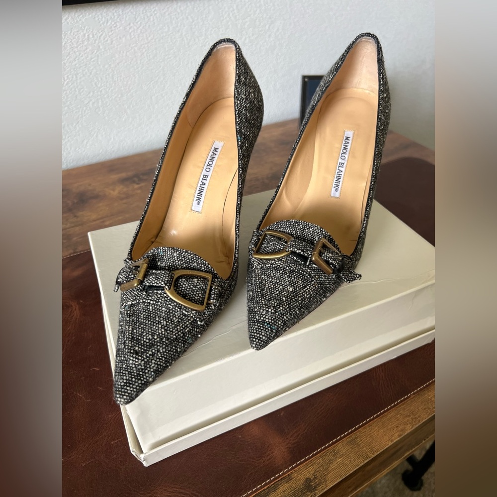 Manolo Blahnik Tweed Buckel Pumps (original box) - Picture 1 of 10